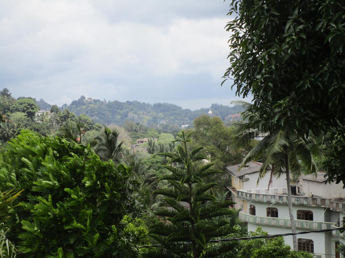 Cloud Inn Kandy Homestay Εξωτερικό φωτογραφία